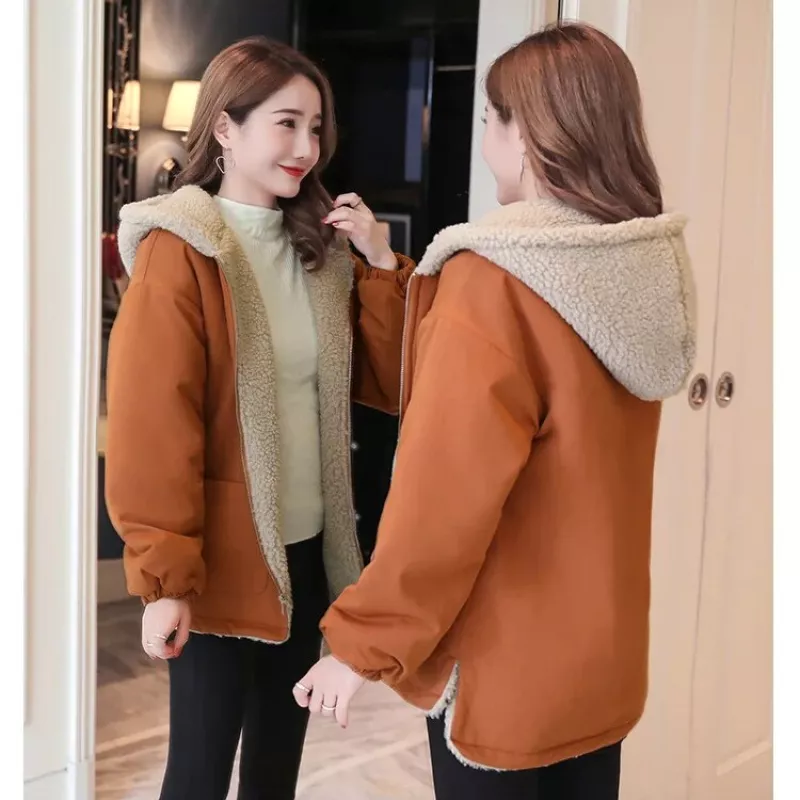 Manteau grossesse et porte bébé camel